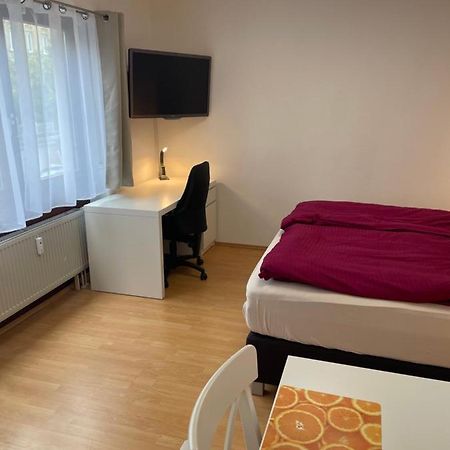 Zimmer Im Herzen Von Durlach Karlsruhe Exteriör bild